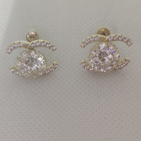 Elegant Gold and Silver With A Unique Branding Earrings - Picture 4 of 7